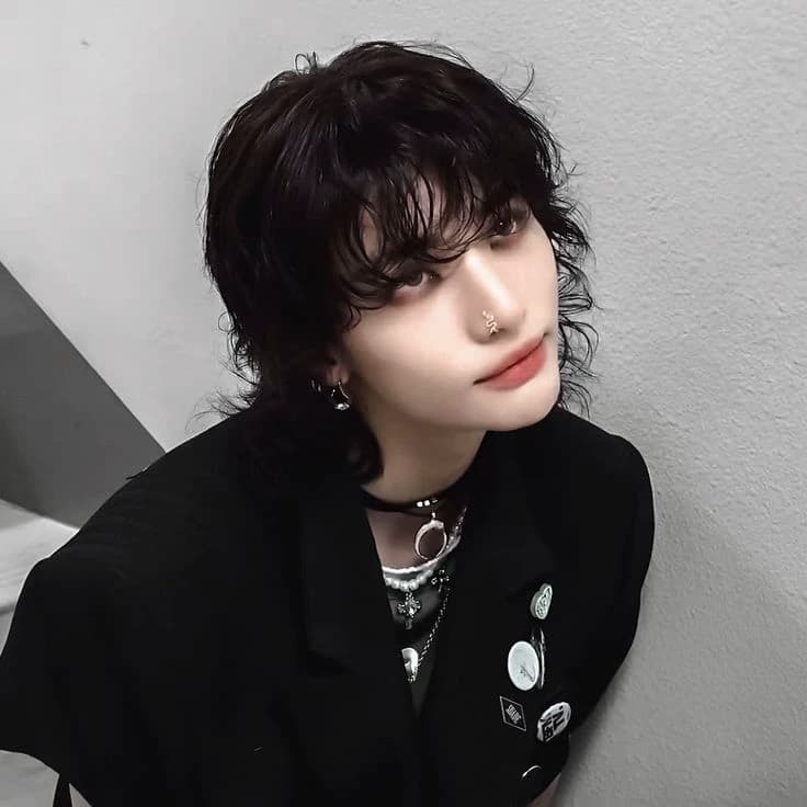 Hwang Hyunjin thumbnail