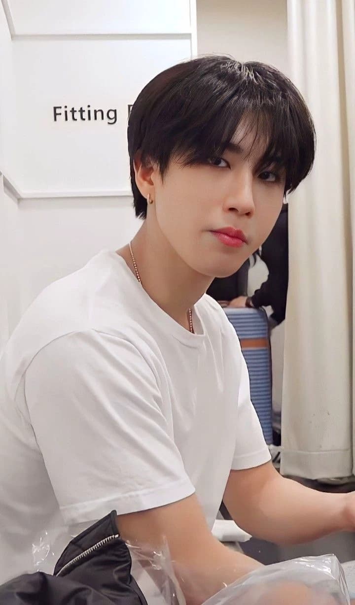Han Jisung thumbnail