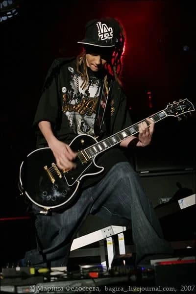 Tom kaulitz thumbnail