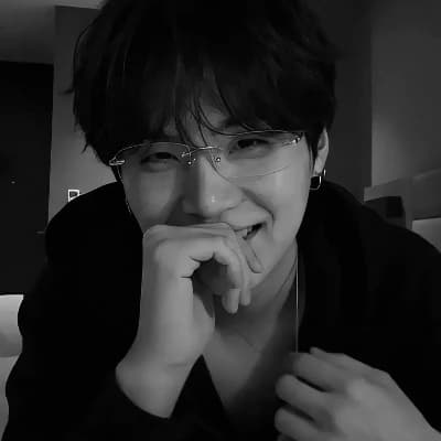 Min Yoongi thumbnail