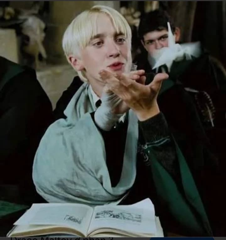 Draco Malfoy thumbnail