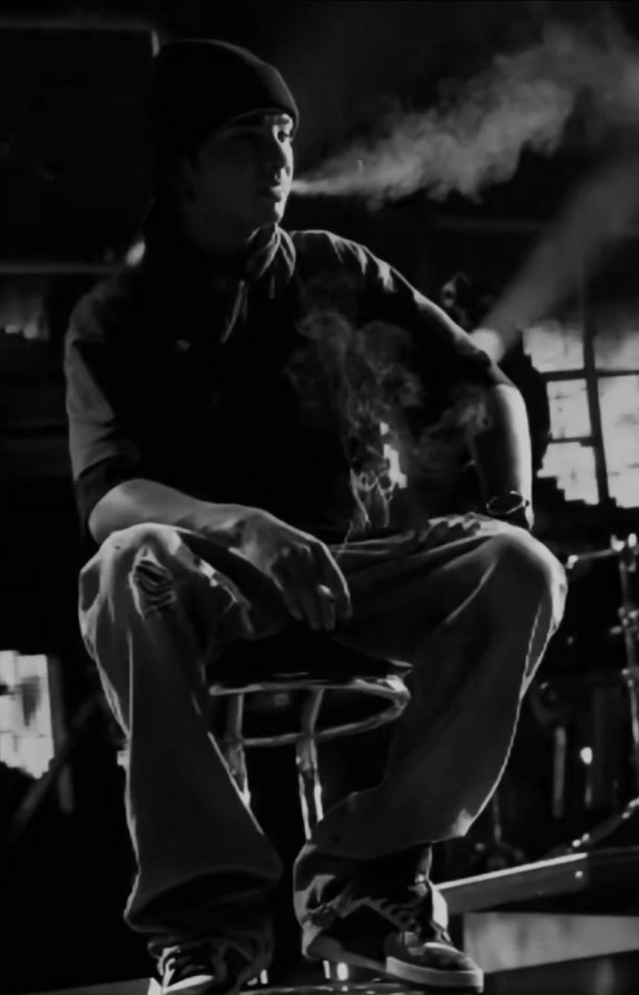 Tom Kaulitz thumbnail