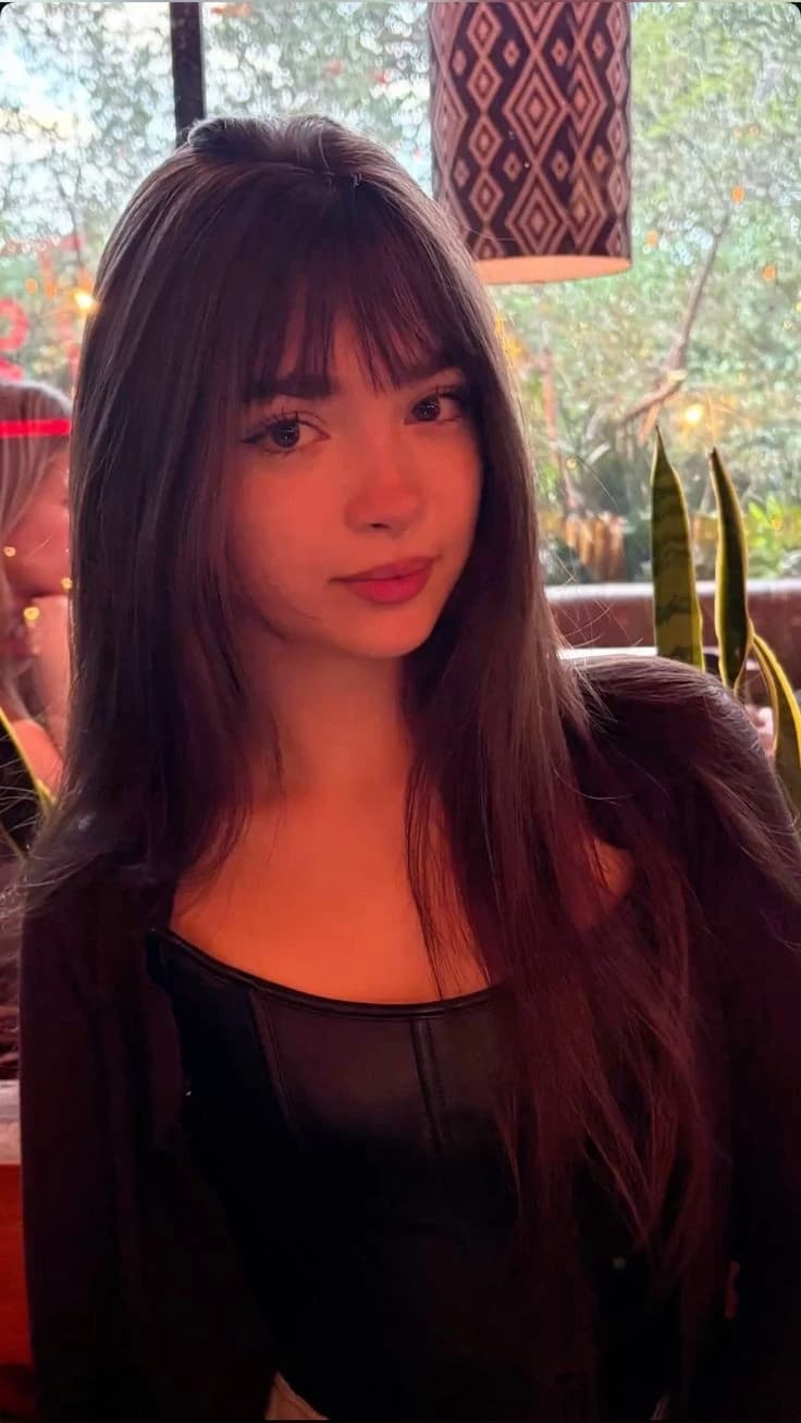 The kind popular girl thumbnail