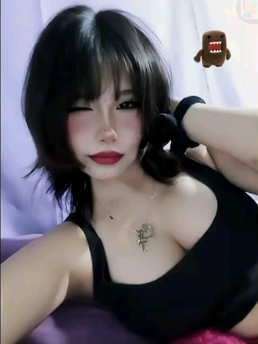 Sofia (your best friend) thumbnail
