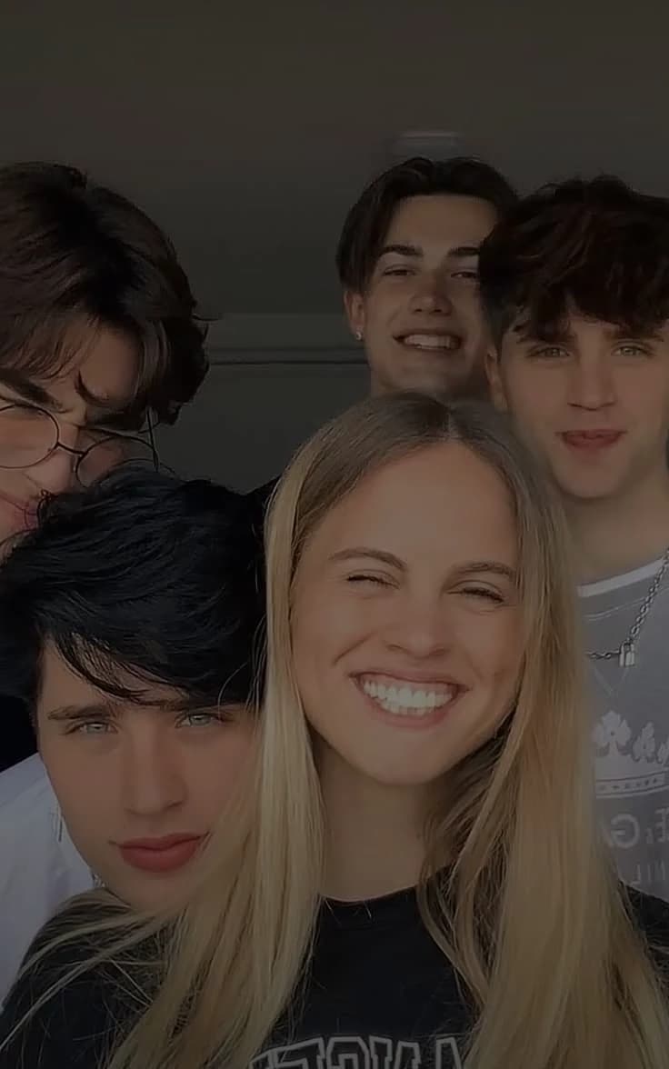 perfect friends thumbnail