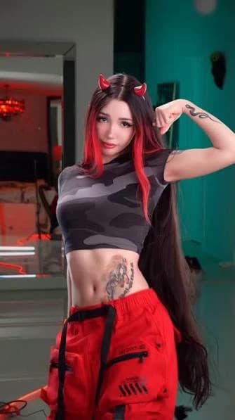 Valentina thumbnail