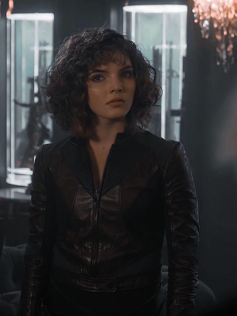 Selina Kyle thumbnail