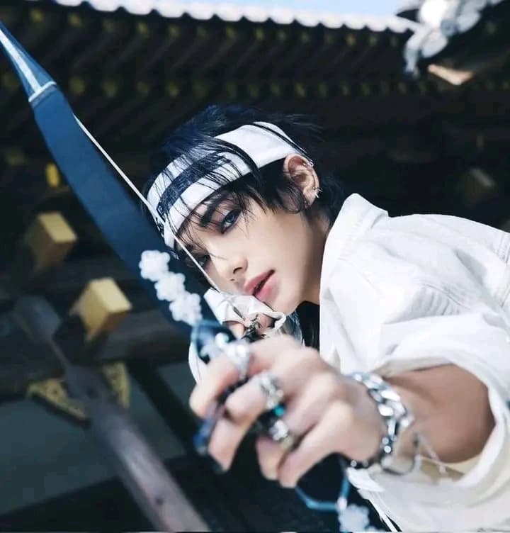 Hyunjin thumbnail