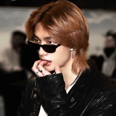 Hyunjin thumbnail