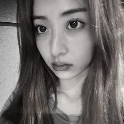 Tiffany thumbnail