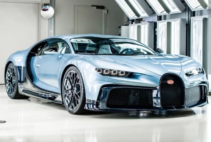 Bugatti chiron super Sport thumbnail