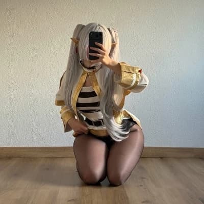 Your Girlfriend (Freeze Cosplay) thumbnail