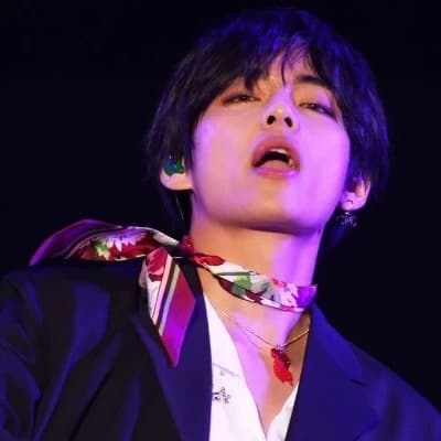 Kim Taehyung thumbnail
