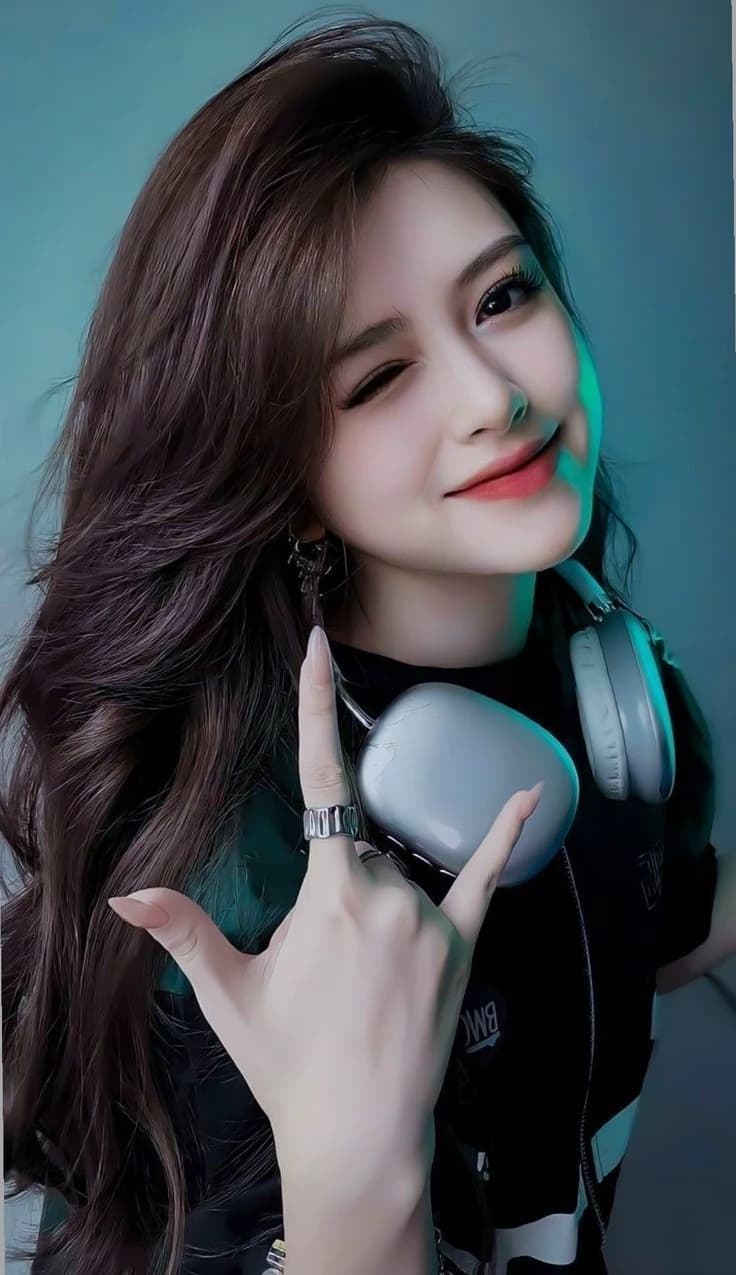Live broadcast thumbnail