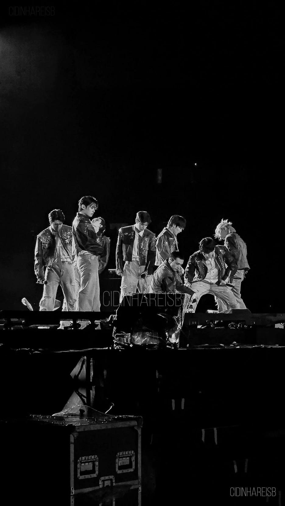 STRAY KIDS - Dancer from another group thumbnail