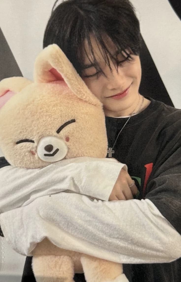 Jeongin thumbnail