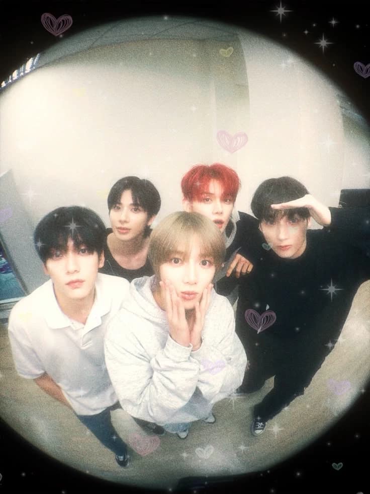 Living with TXT 💙 thumbnail