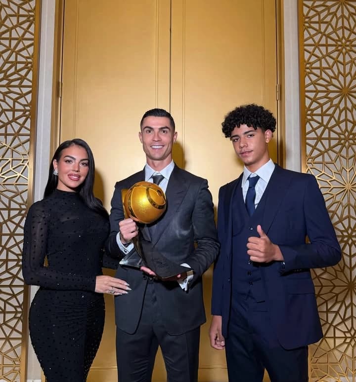 Ronaldo family thumbnail
