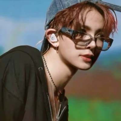 Lee Heeseung thumbnail