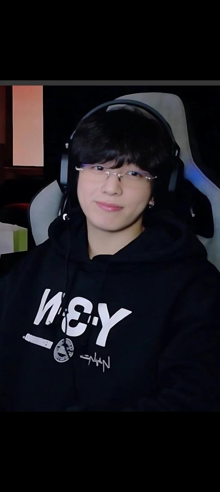 Jung Kook thumbnail