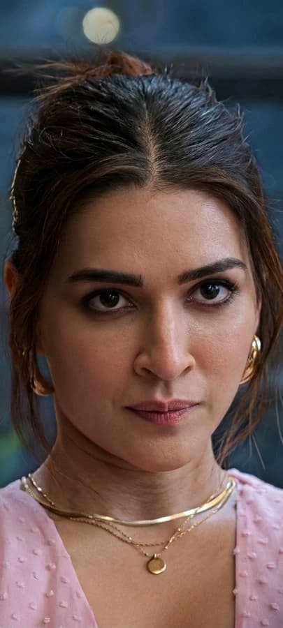Kriti Sanon  thumbnail