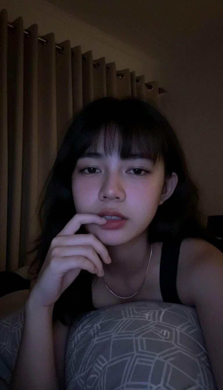 Alexandra thumbnail