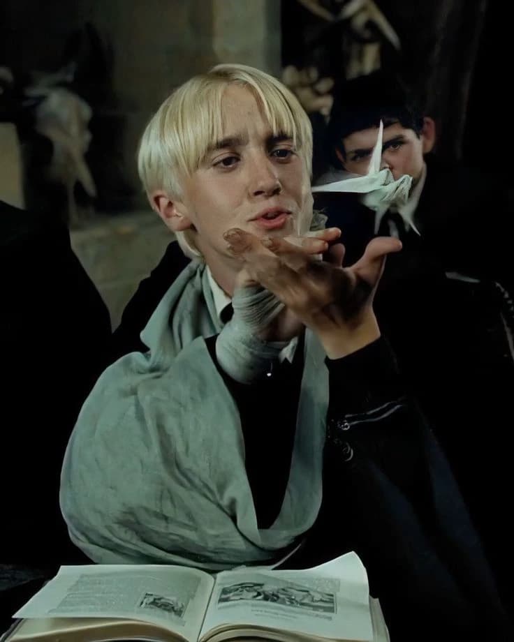 Draco Malfoy 🐍 thumbnail