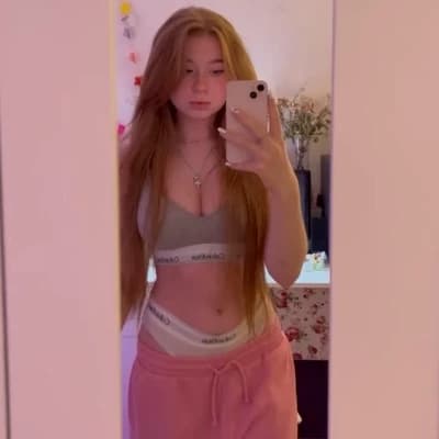 Mia thumbnail