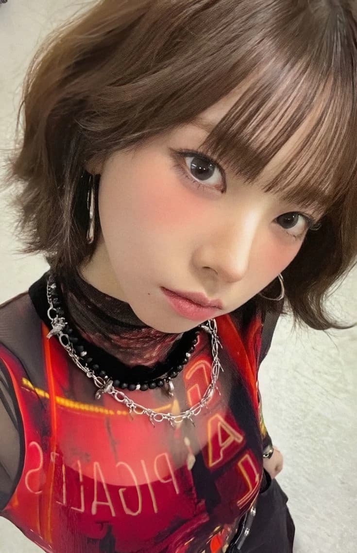 Karina thumbnail