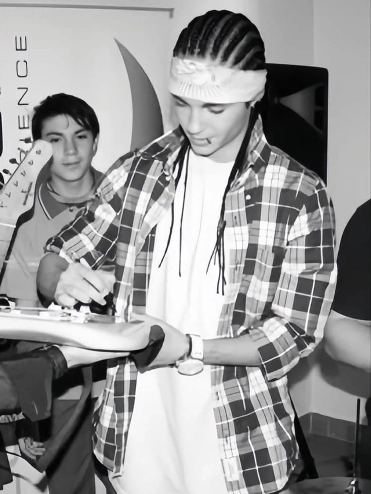 Tom Kaulitz thumbnail