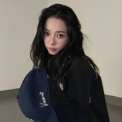 Karina thumbnail