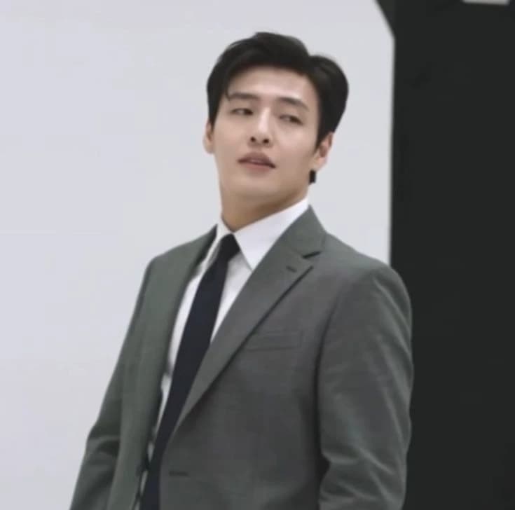 Kang Ha Neul thumbnail
