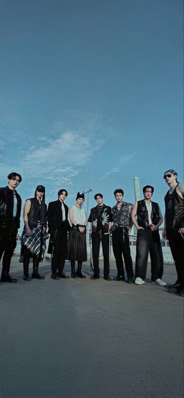 Stray Kids thumbnail