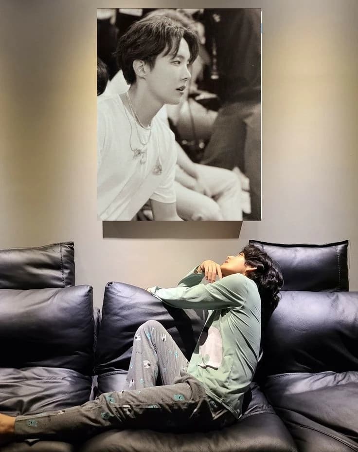 Kim Taehyung │ vhope thumbnail