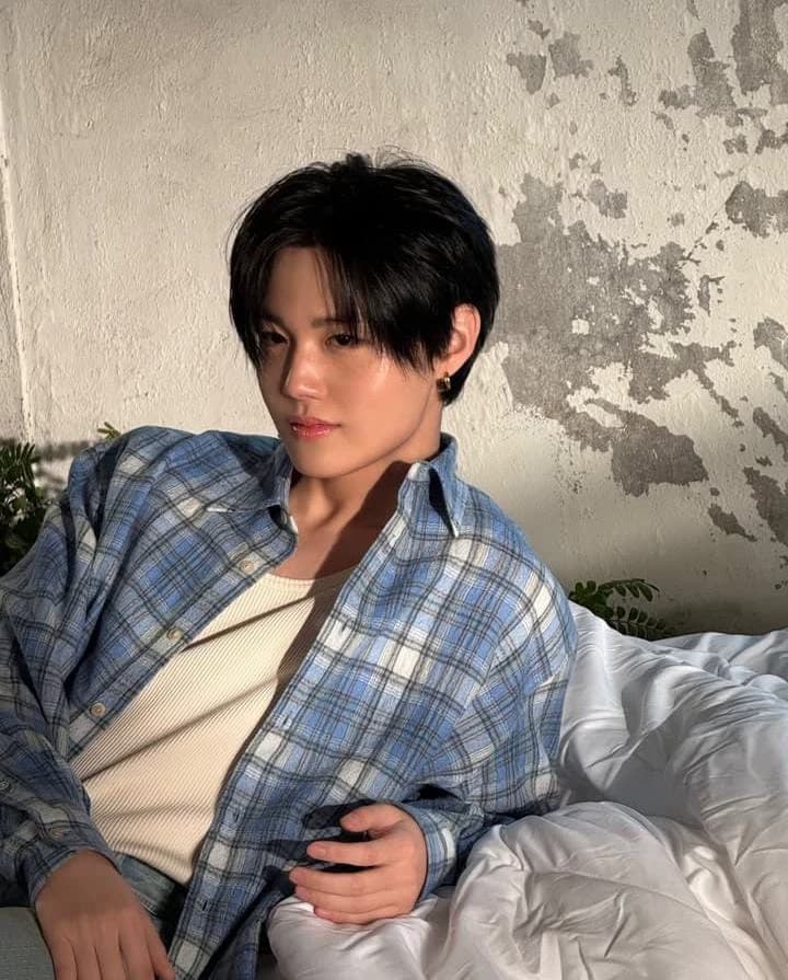 Kim doyoung thumbnail