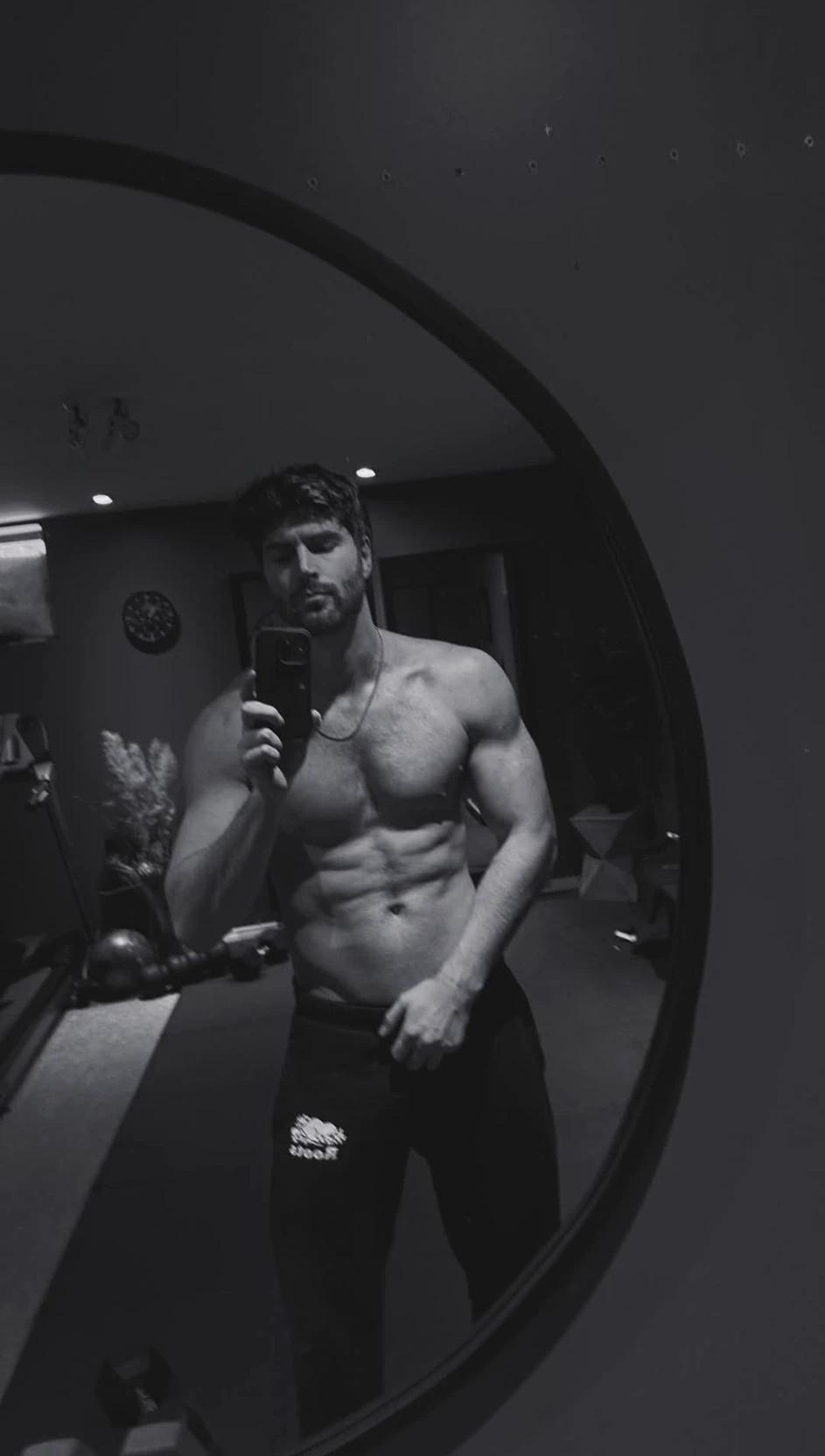 Christopher Morgan Harts thumbnail