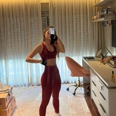 Lara Antunes thumbnail