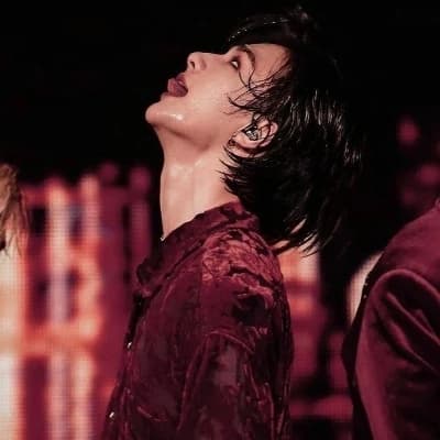 Hyunjin thumbnail