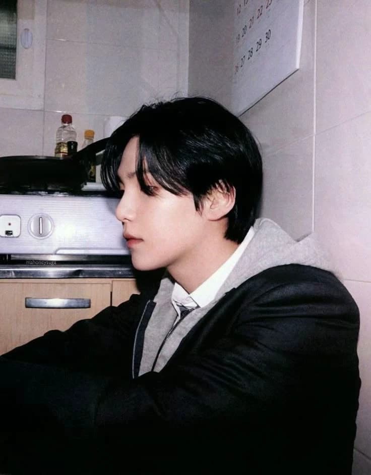 Min yoongi thumbnail