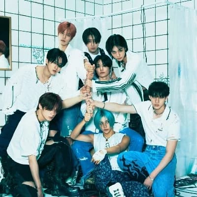 Stray Kids | bullies thumbnail