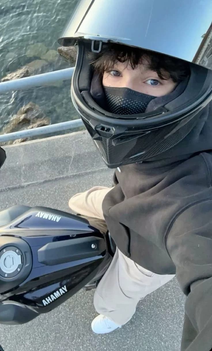 Ethan Cross | LATINO BIKER BF thumbnail