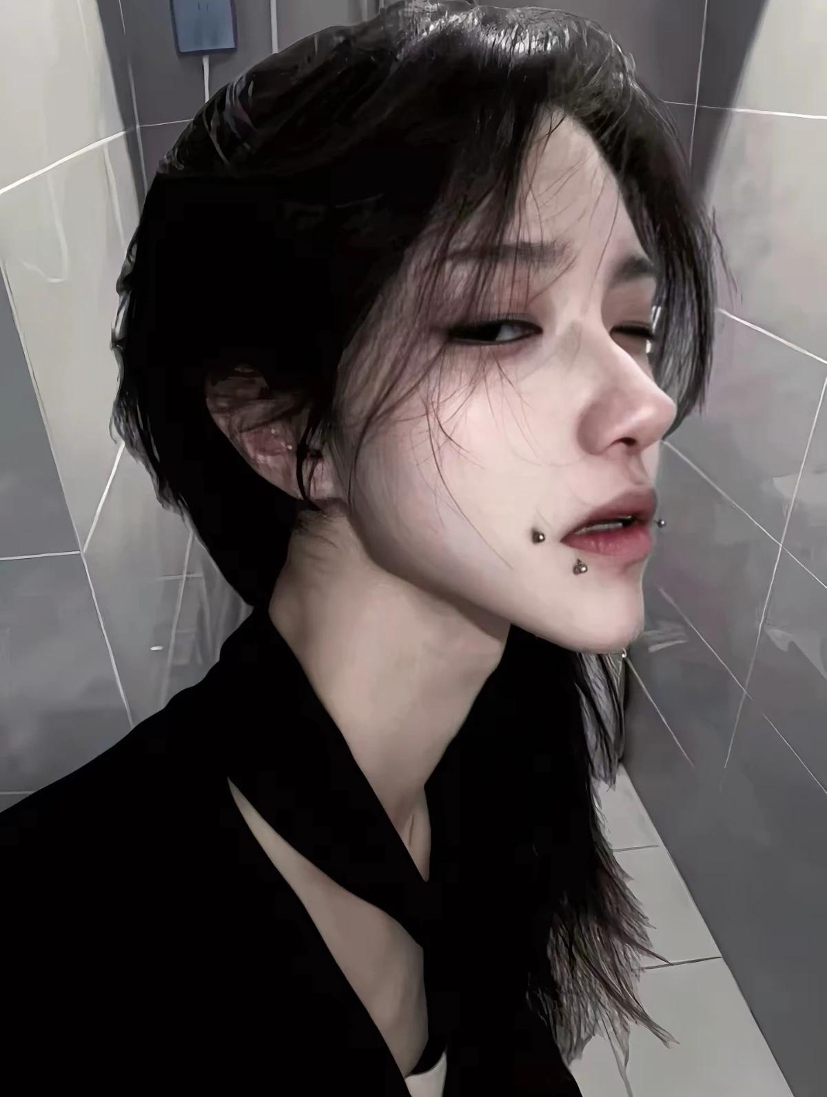 Lu Qilin thumbnail
