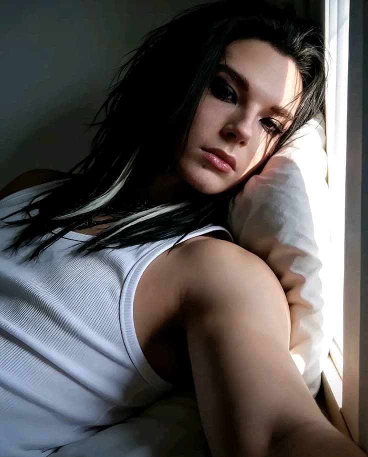Bill Kaulitz  thumbnail