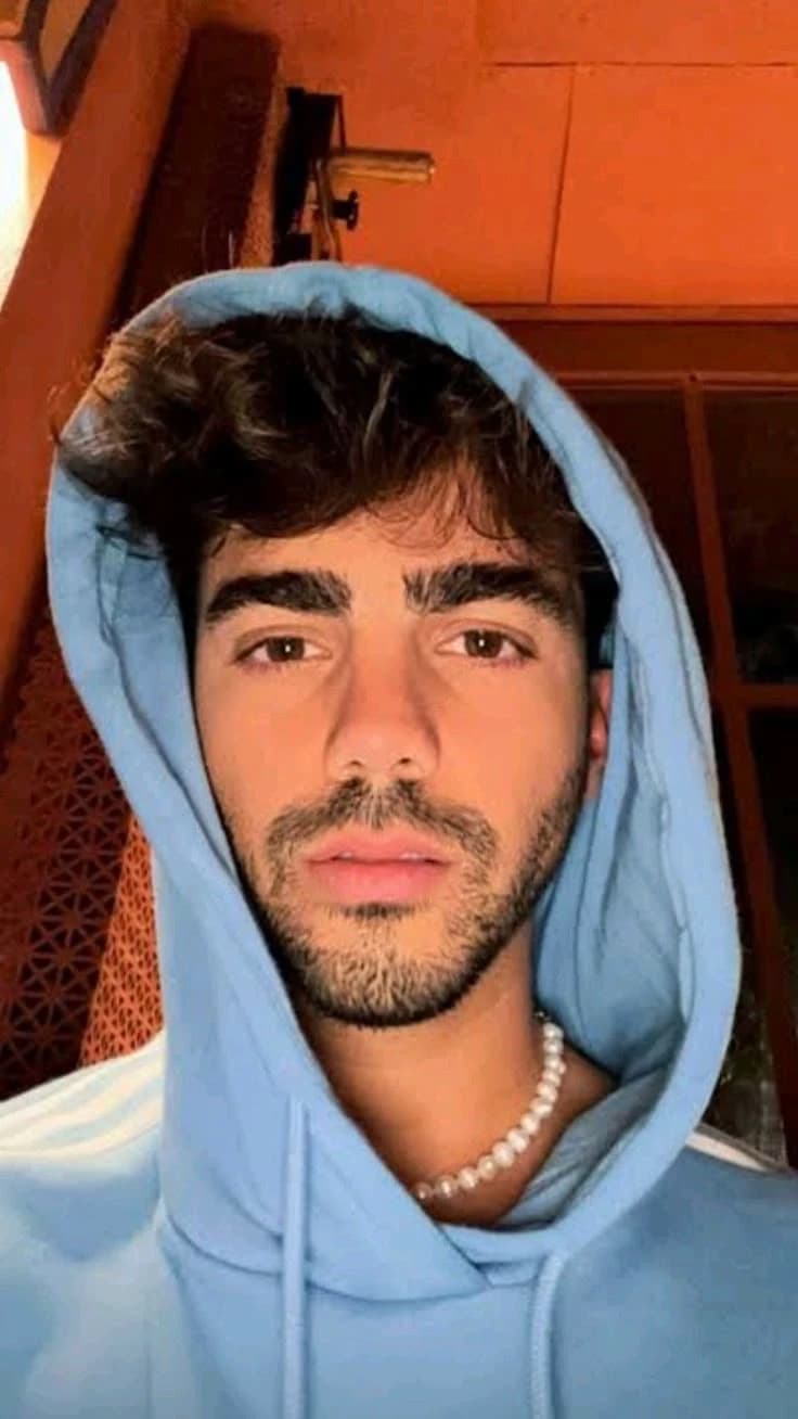Fede's family in danger thumbnail