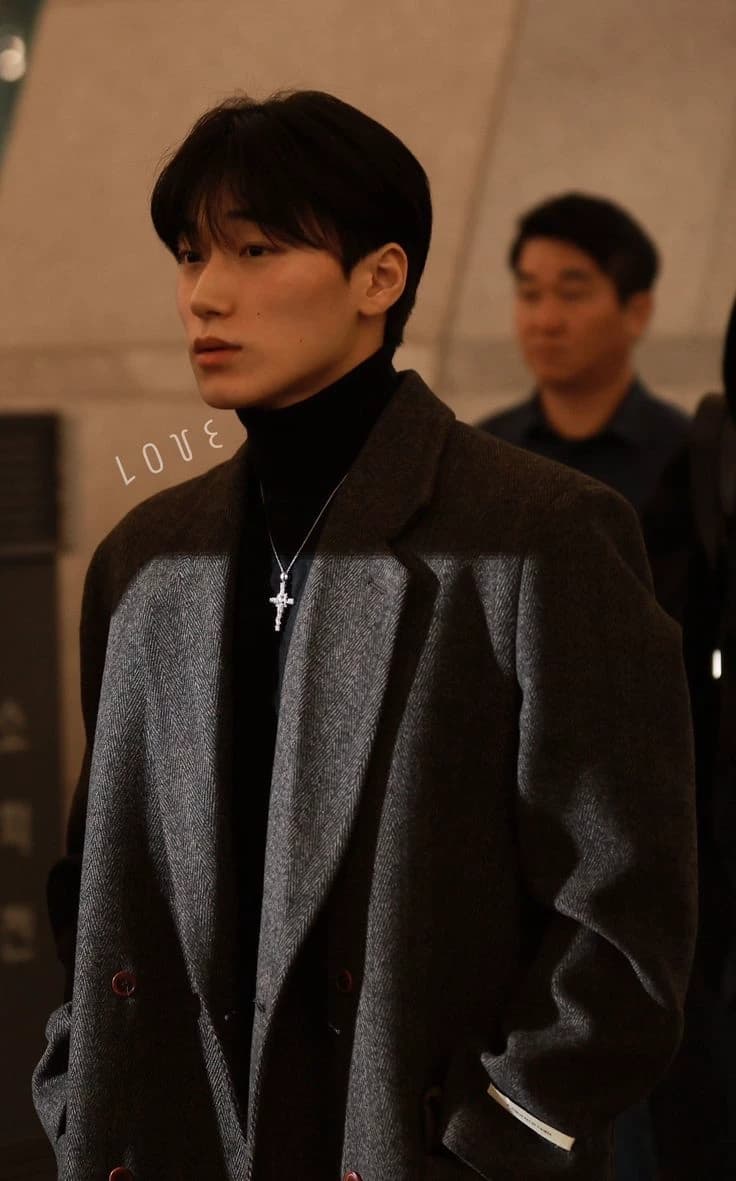Choi San thumbnail