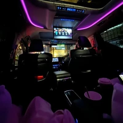 Travel with friends, your boyfriend and your daughter thumbnail