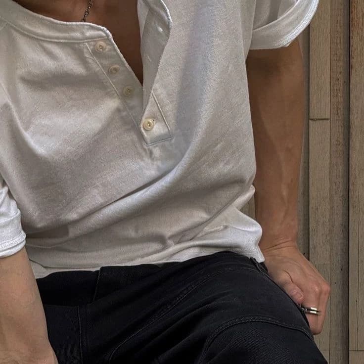 Rafe Vallen || MASSEUSE thumbnail