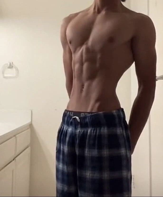 Alex. thumbnail