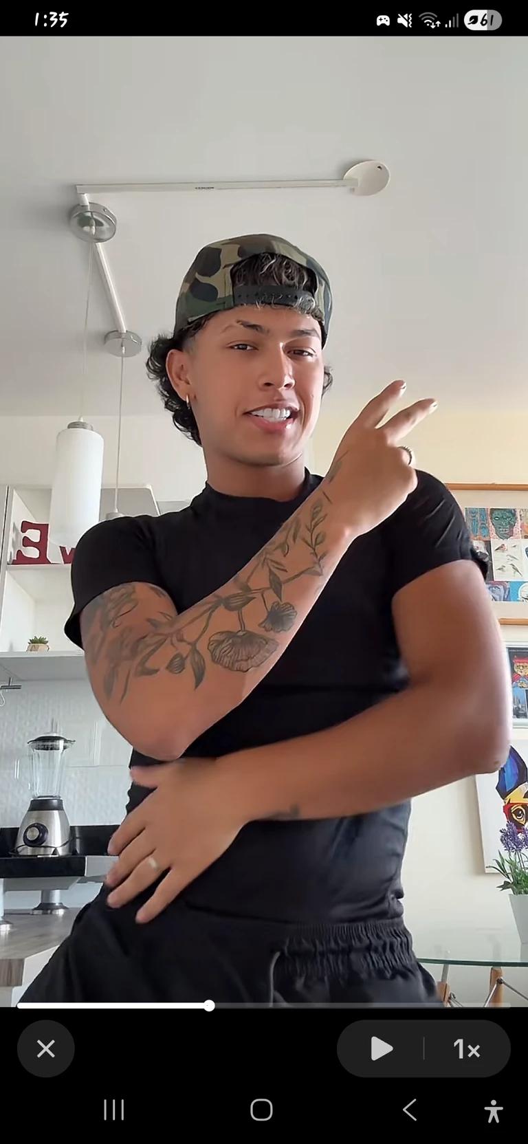 Daniel (but they call him babyfox) thumbnail