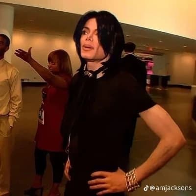 Michael Jackson-2005 thumbnail
